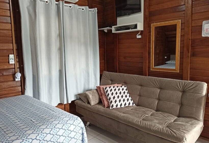 ホテル Chalés De Penha   Natureza E Beto Carrero