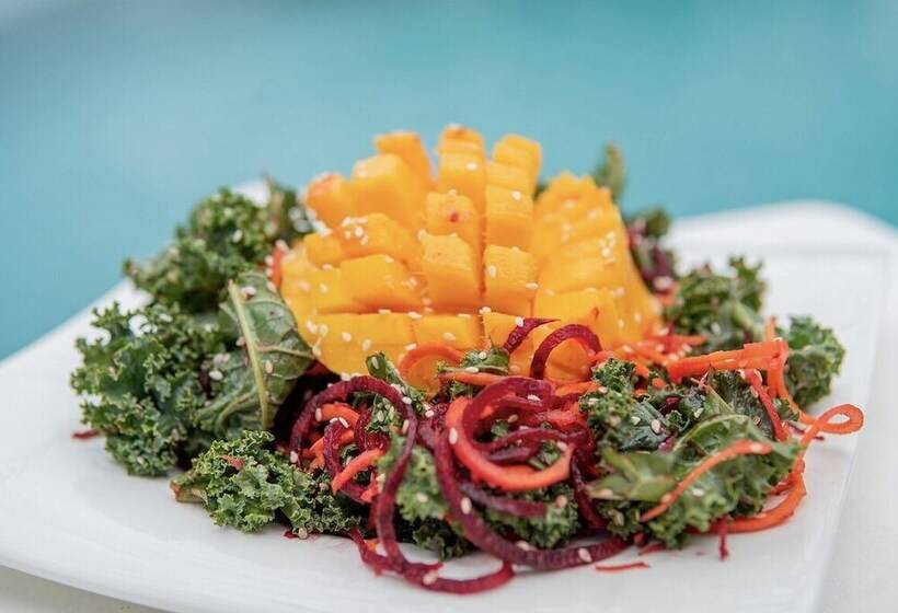 هتل Driftwood Glamping And Boutique