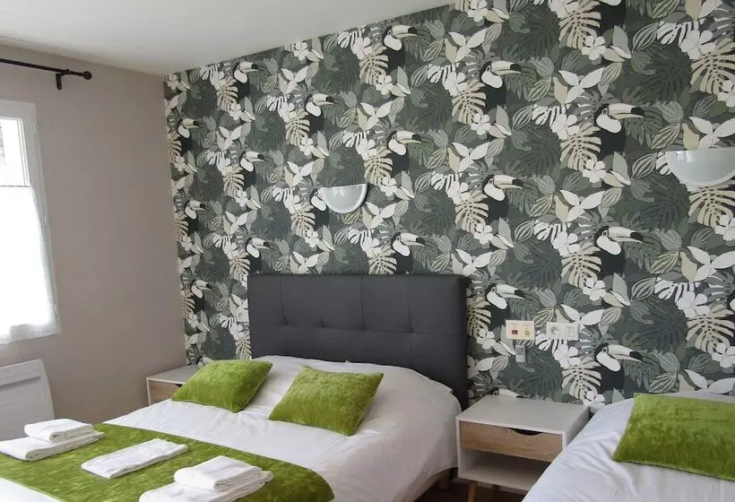 Hotelli Hôtel Le Mareuillais