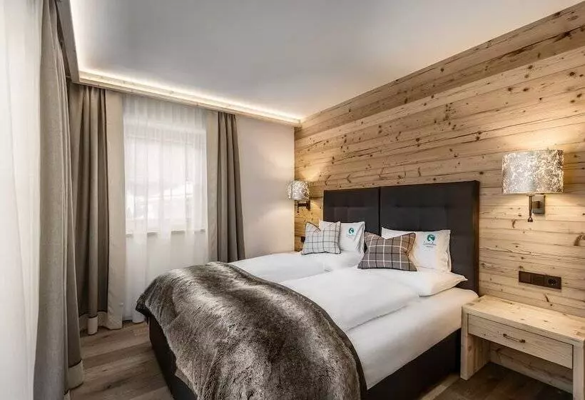 Hotelli Liondes Chalets