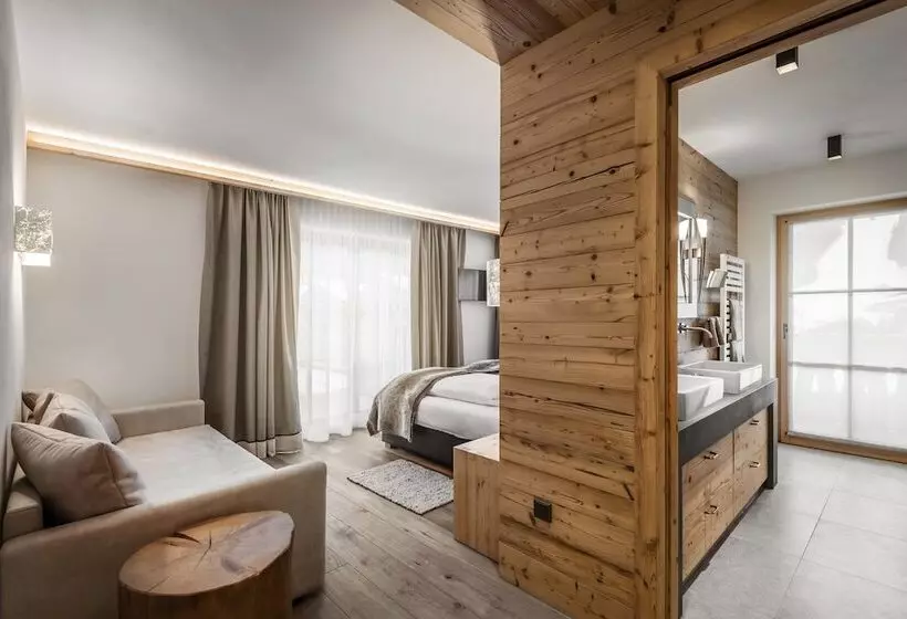 Hotelli Liondes Chalets