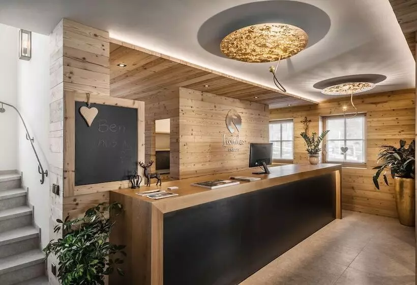 Hotelli Liondes Chalets