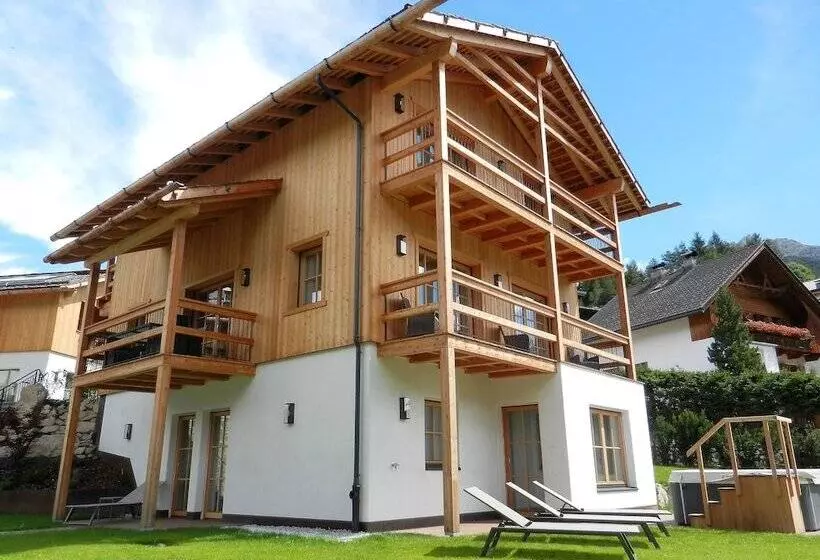 Hotelli Liondes Chalets