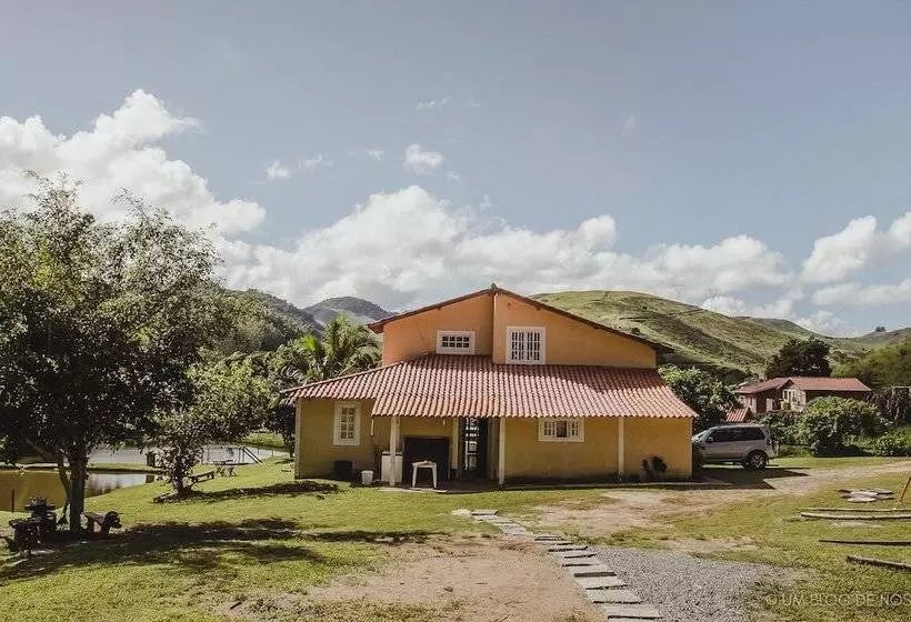 ホテル Pousada Monteiro