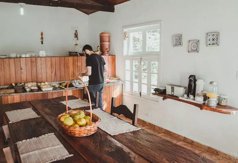 ホテル Pousada Monteiro