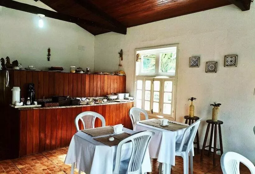 ホテル Pousada Monteiro