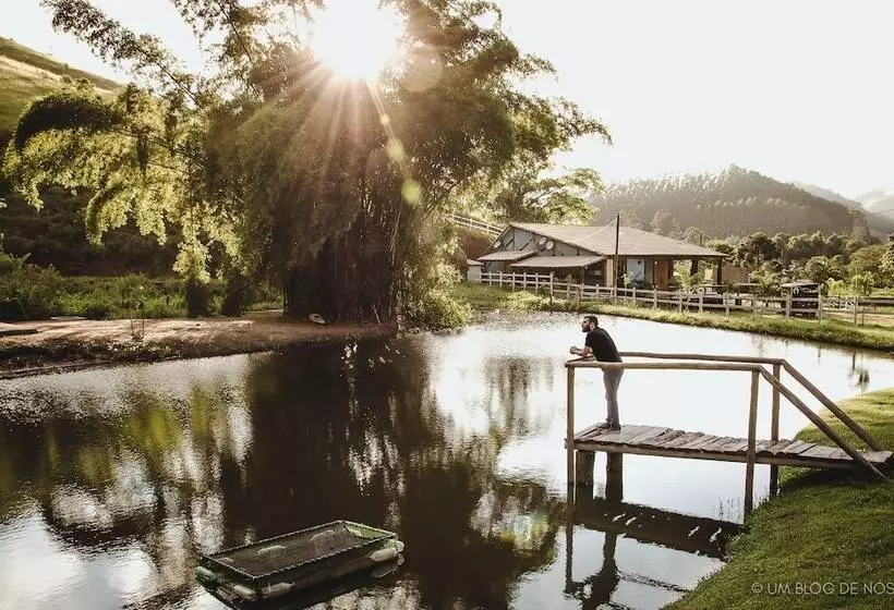 ホテル Pousada Monteiro