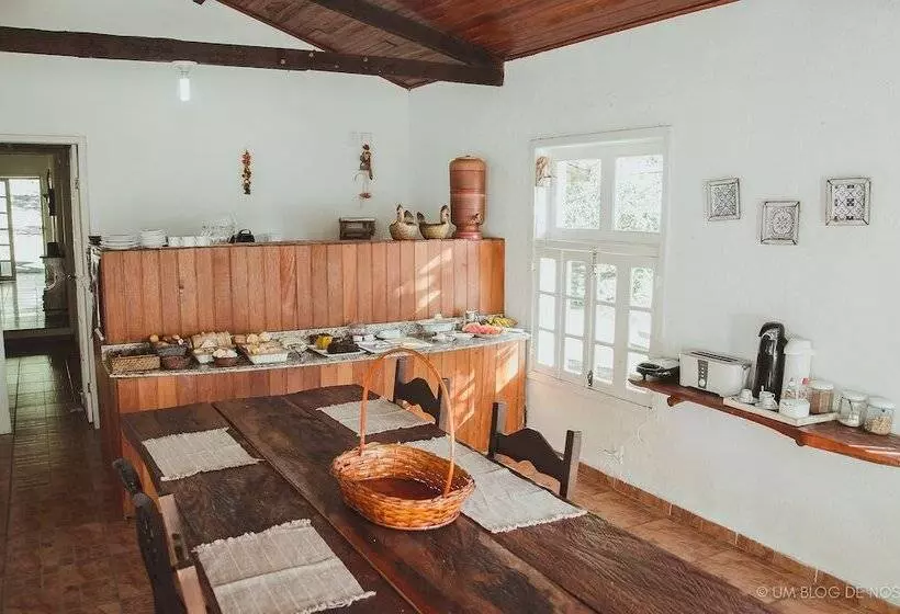 ホテル Pousada Monteiro