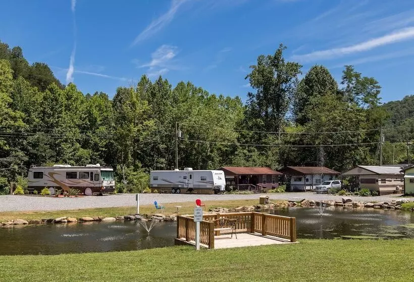 Hotelli Sun Retreats Nantahala