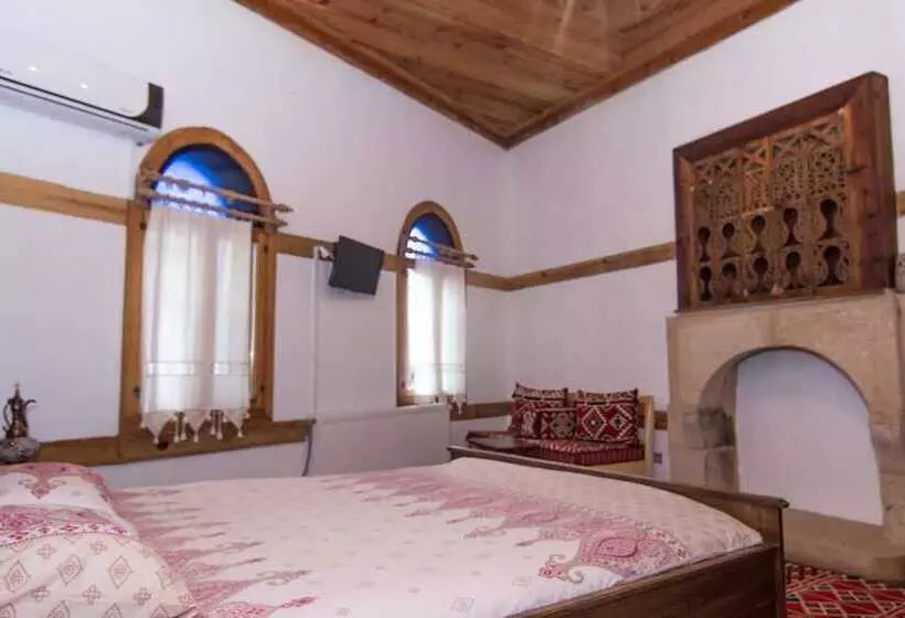 هتل Zerde Konak