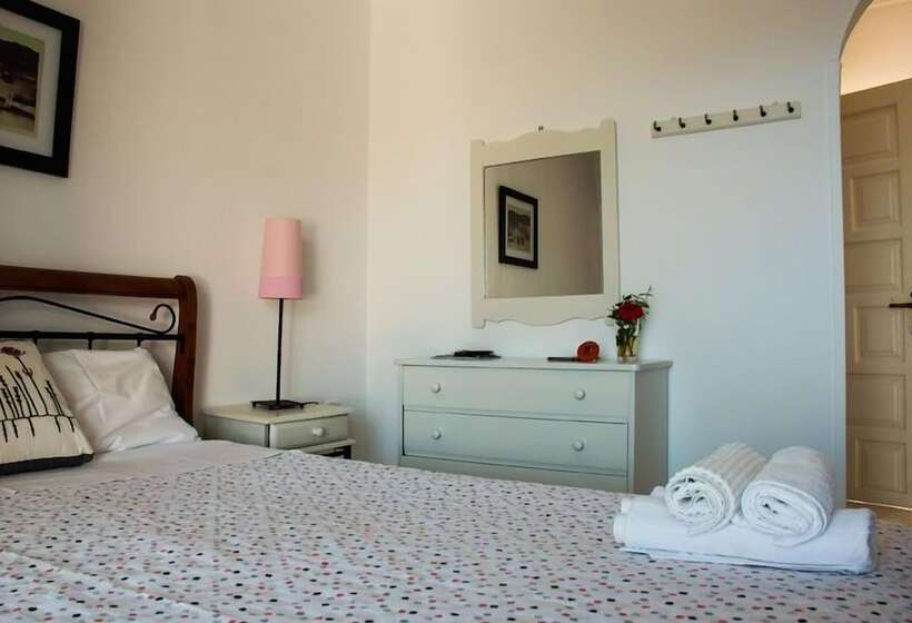 Пансион Angela Studios Paxos