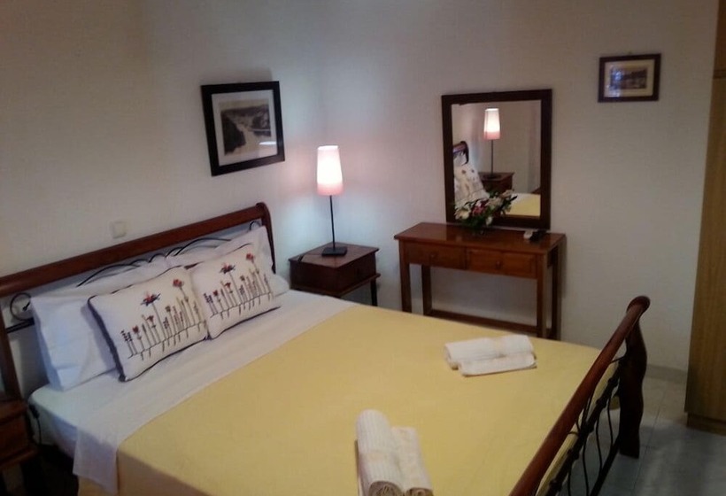 Пансион Angela Studios Paxos