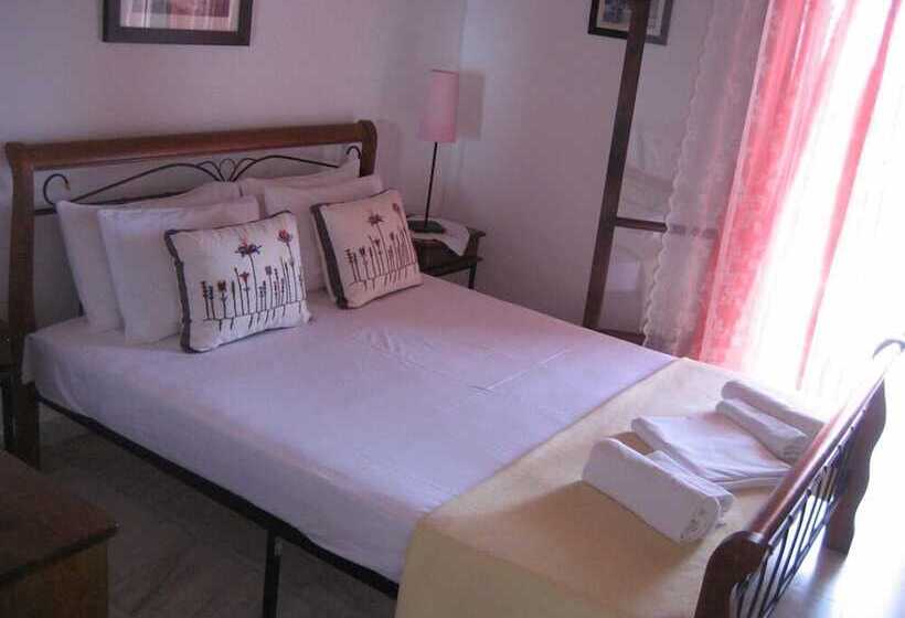 Пансион Angela Studios Paxos