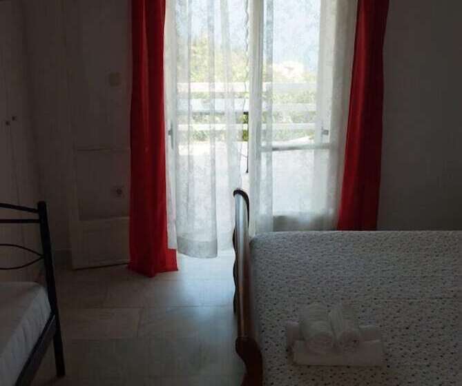 بنسيون Angela Studios Paxos