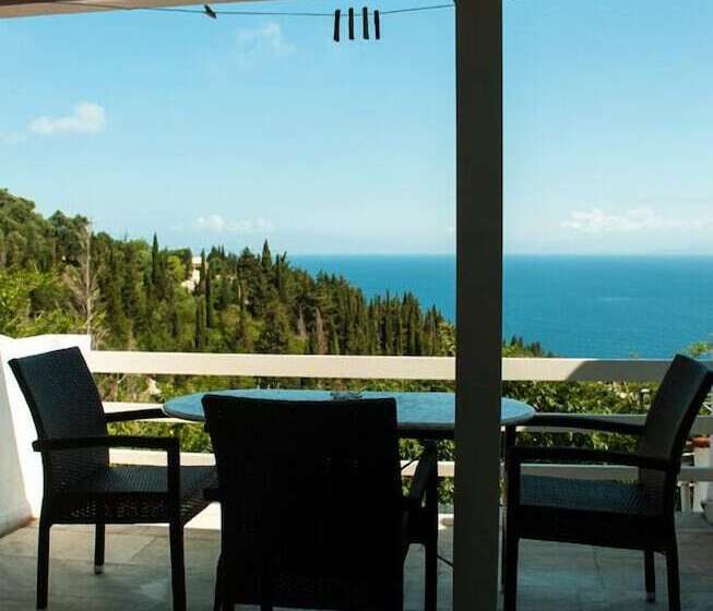 Пансион Angela Studios Paxos