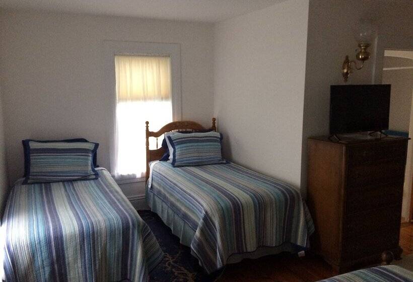 بنسيون Butternut Ridge Bed & Breakfast