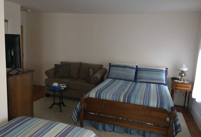 بنسيون Butternut Ridge Bed & Breakfast