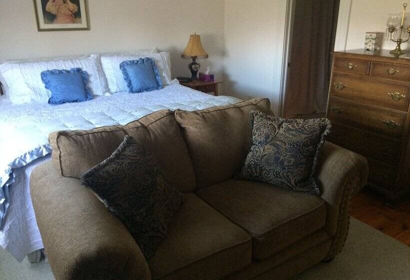 بنسيون Butternut Ridge Bed & Breakfast