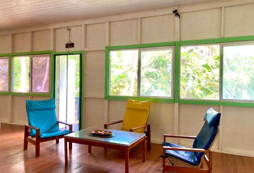 پانسیون Drago Beach House Private Beach