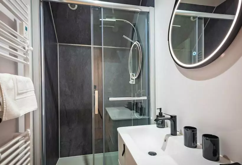 Majatalo La Tour De Lierre 2