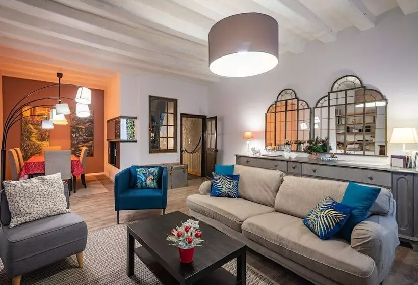 Majatalo La Tour De Lierre 2