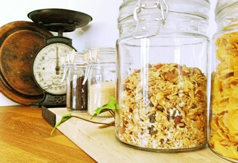 Pension The Estate Koroit Boutique