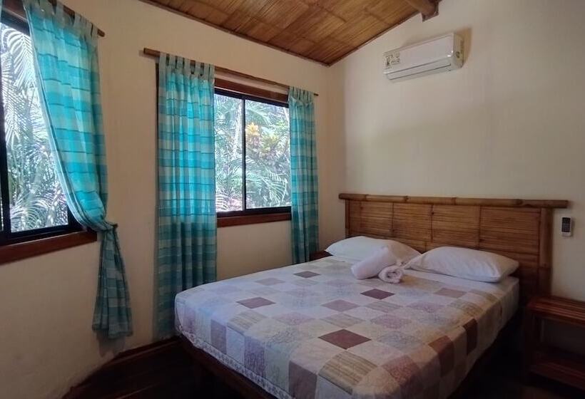 Raratonga Hotel & Apartments