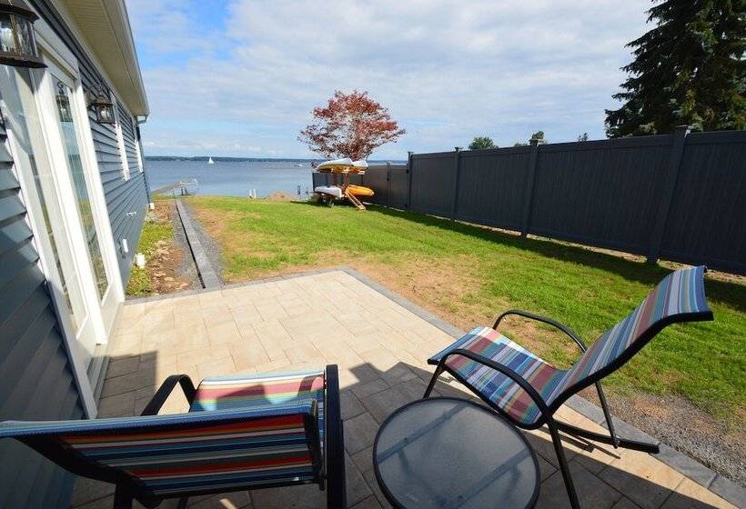 Waters Edge B&b Resort