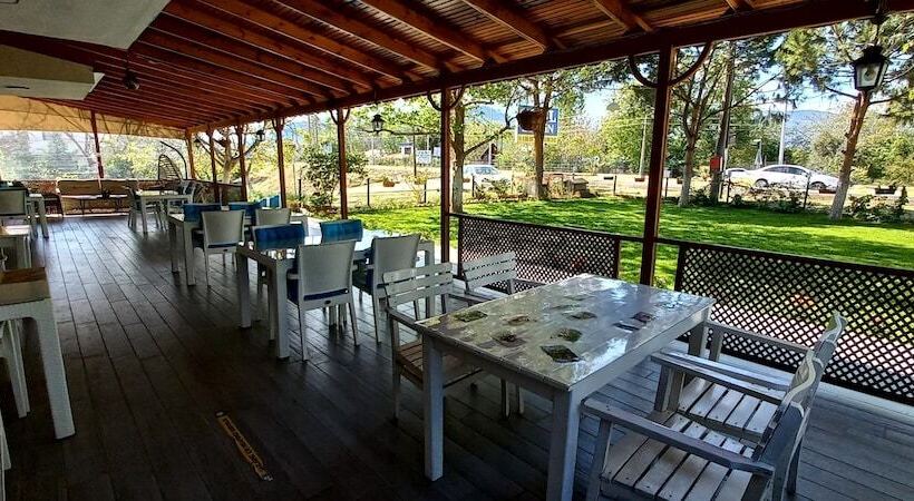 Zeytin Otel Altinoluk