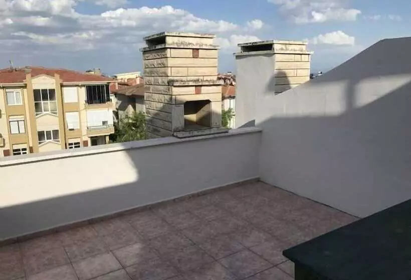 Zeytin Otel Altinoluk