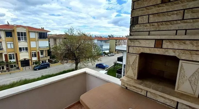 Zeytin Otel Altinoluk