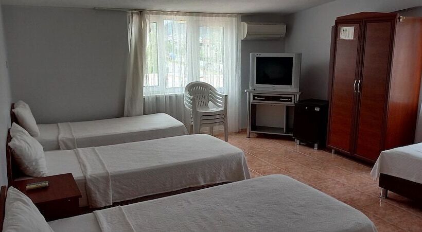 Zeytin Otel Altinoluk