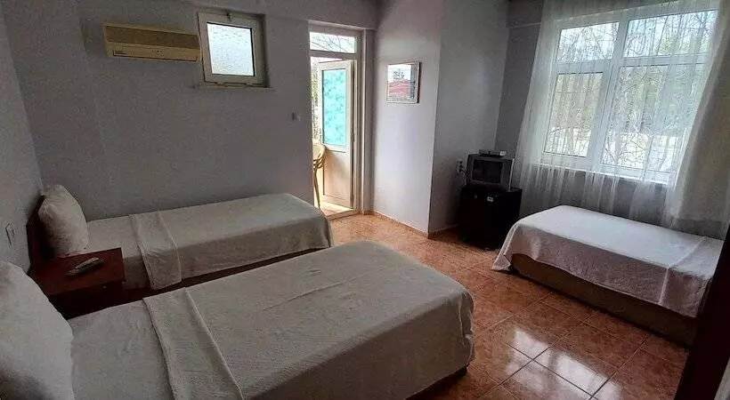 Zeytin Otel Altinoluk