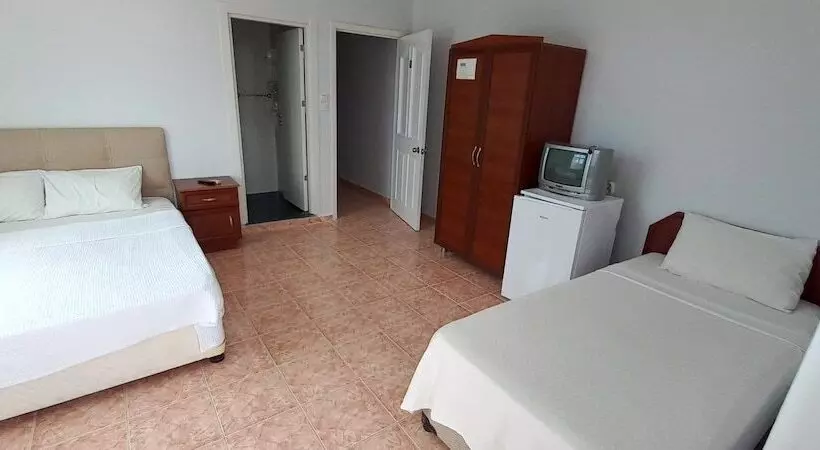 Zeytin Otel Altinoluk