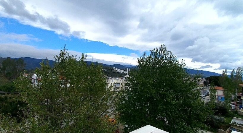 Zeytin Otel Altinoluk