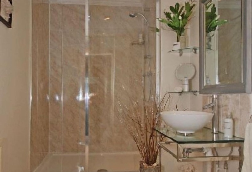 住宿加早餐  Afon Gwyn Country House