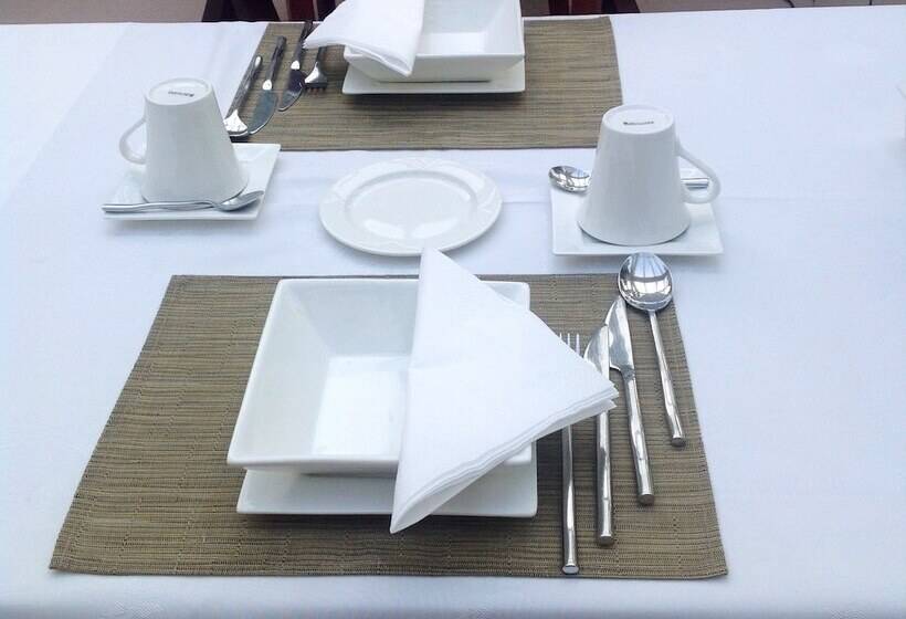 住宿加早餐  Afon Gwyn Country House