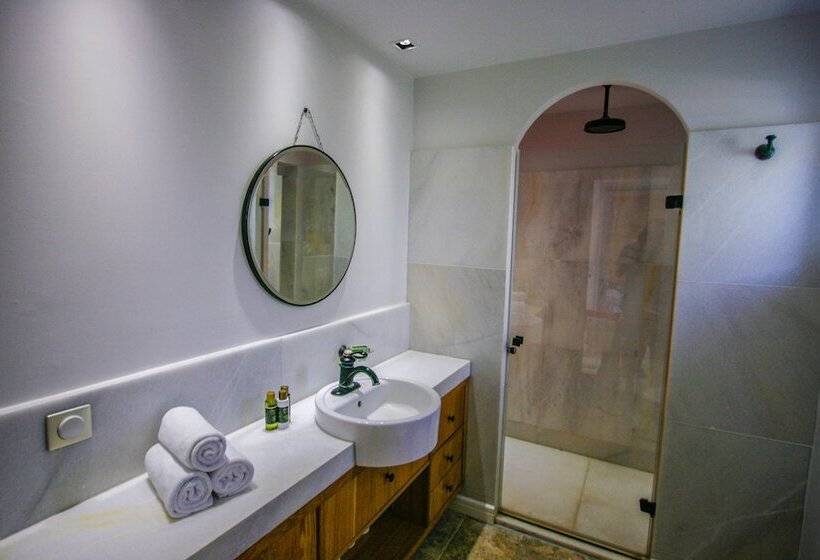 Bertiz Bozcaada Hotel And Restaurant