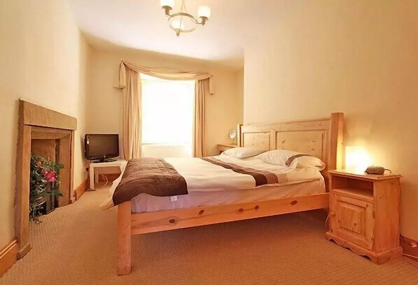 Centre Of Britain Hotel & Restaurant