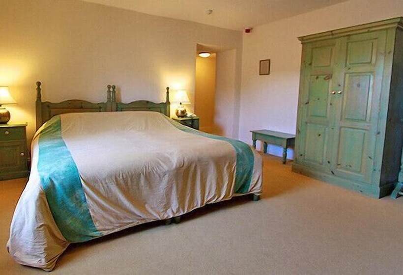 Centre Of Britain Hotel & Restaurant