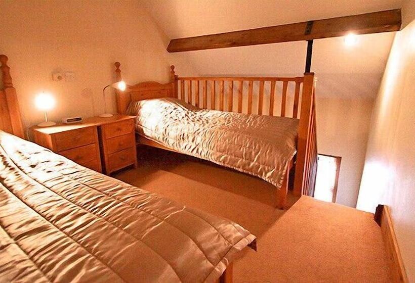 Centre Of Britain Hotel & Restaurant