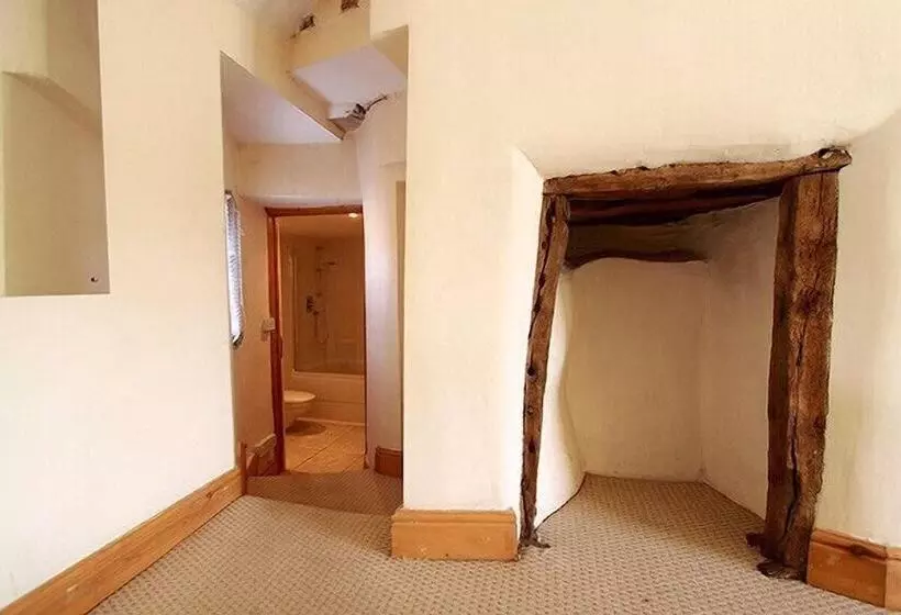 Centre Of Britain Hotel & Restaurant