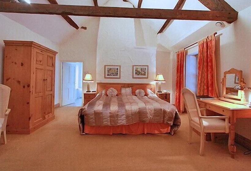 Centre Of Britain Hotel & Restaurant