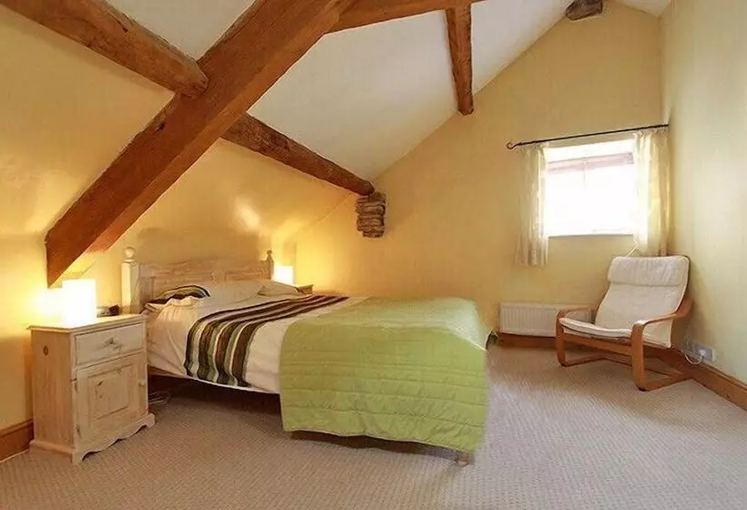 Centre Of Britain Hotel & Restaurant