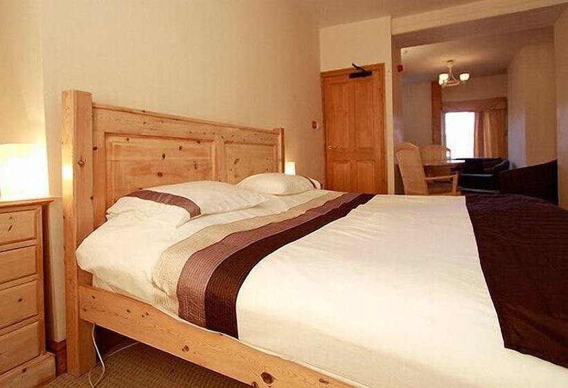 Centre Of Britain Hotel & Restaurant