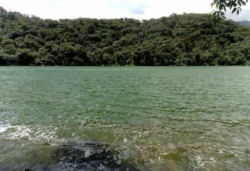 Hostel Arenal Sunrise