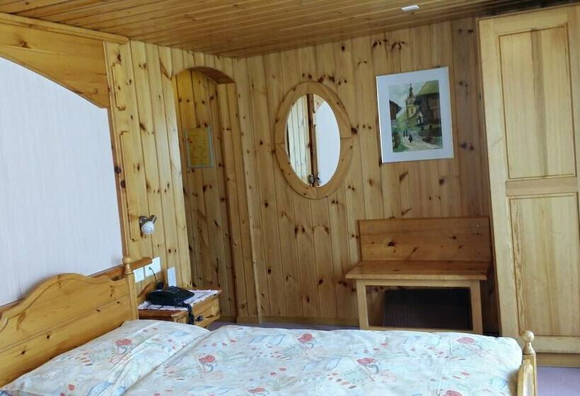 فندق Alpine Budget Rooms By Tascherhof