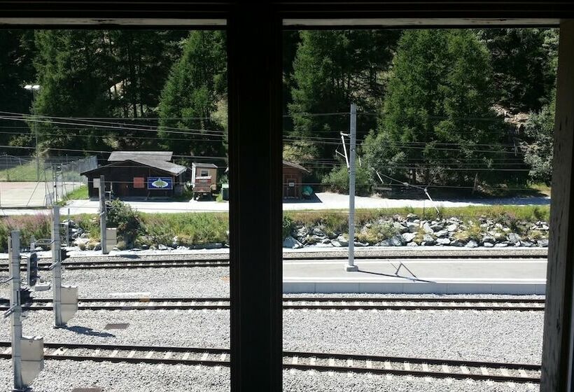 فندق Alpine Budget Rooms By Tascherhof