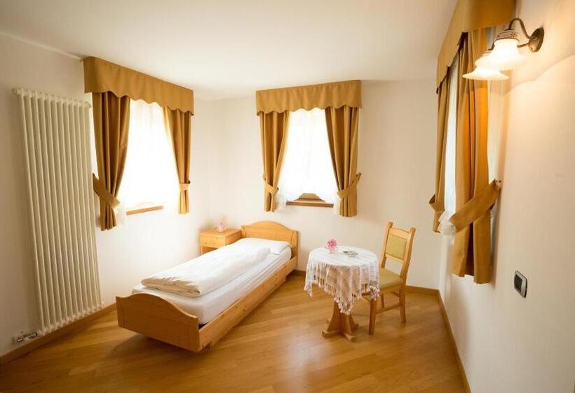 ホテル Fior Di Bosco