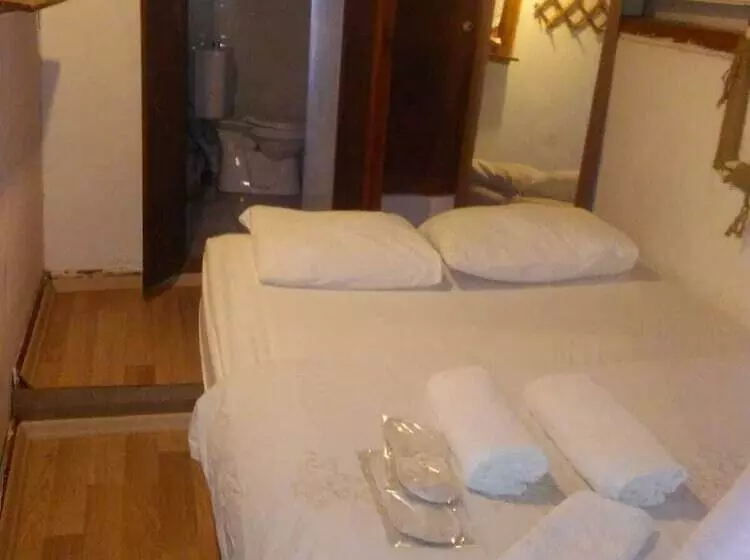 هتل Ilk Pansiyon